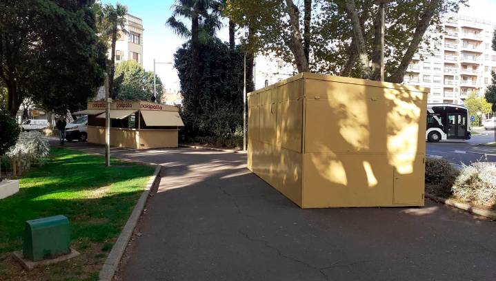 Salamanca comienza a vestirse de Feria de Día: las casetas comienzan a tomar las calles