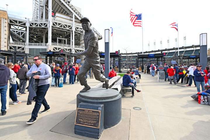 Guardians announce on-sale date for 2025 MLB postseason wild card round tickets