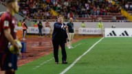 "¡Fuera Piojo!", afición tica pide salida de Miguel Herrera