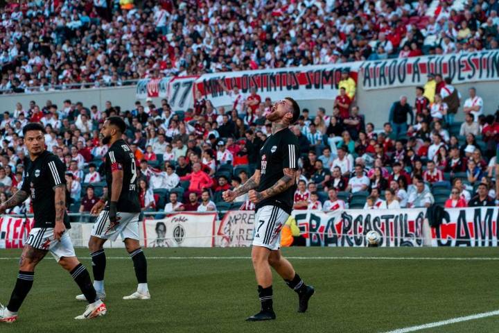 Histórico golpe de Riestra a River en el Monumental