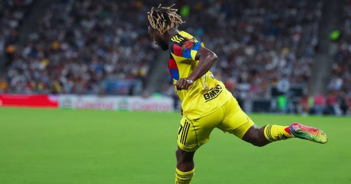 Christian Martinoli APLAUDE el rendimiento de uno de los jugadores del América