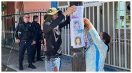 Entre dolor y resistencia: madres buscadoras pegan fichas en San Pancho y El Monteón
