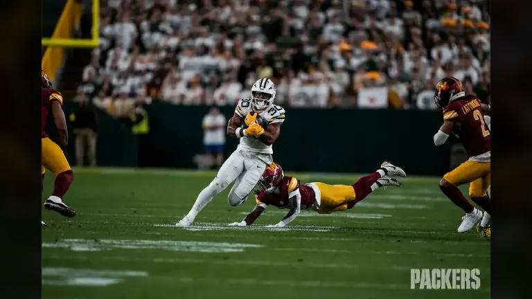 Packers imponen autoridad en Lambeau Field y vencen a Commanders 27