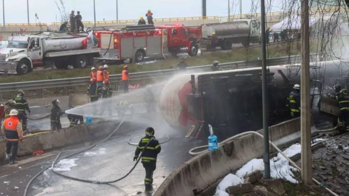 'No se identificó ningún bache y no hubo pavimentación': Fiscalía CDMX tras accidente de pipa de gas