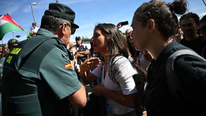 La escritora Lucía Etxebarria explica la pena que le puede caer a Irene Montero por intentar parar la Vuelta