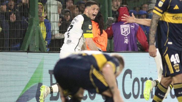 Boca Juniors perdió ante Defensa y quedó afuera de la zona de clasificación a la Libertadores