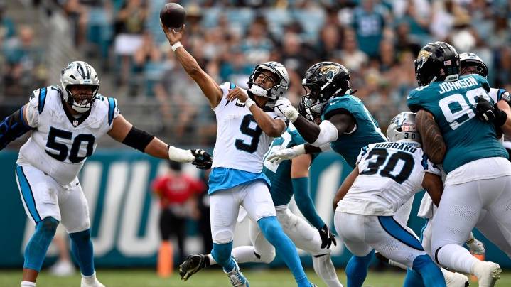 Panthers' disappointing start reminiscent of last year's struggles on offense and defense