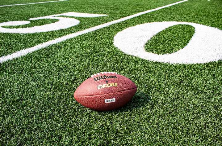 Kick-return TD earns Isaiah Oxceva Constellation Player of the Week honor