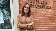 La mierense Carmen Salvo, la diplomática asturiana más joven: "Me gustaría que me destinasen a Irán"