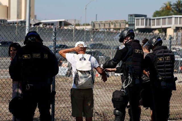 Redadas migratorias en Los Ángeles reciben luz verde del Supremo Tribunal de EU