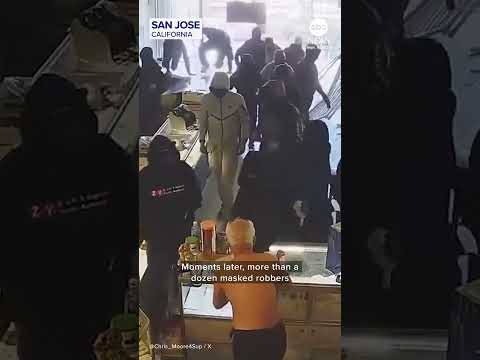 Robbers swarm store during smash-and-grab jewelry heist in California