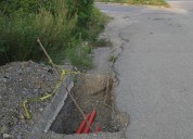 Dejaron ´peligrosas´ zanjas en una calle