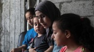 Trump estudia un plan para Gaza que prevé una tutela de EEUU por 10 años y la reubicación masiva de palestinos