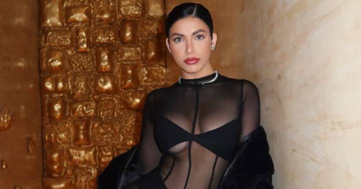 Rachel Arderi incendia Instagram con un look transparente que deja poco a la imaginación
