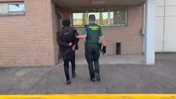 Detenido un hombre de 47 años por provocar con un mechero el incendio de San Juan de Paluezas en El Bierzo