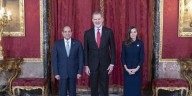 El rey Felipe VI pide la creación de un “Estado palestino viable” en su visita a Egipto