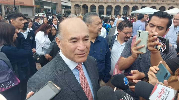 Busca Galindo respaldo de diputados a ley de ingresos 2026