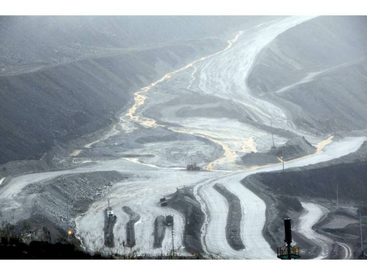 Freeport Mine Setback Risks Fraying Relations With Indonesia