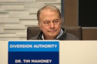 Fargo Mayor Tim Mahoney receives leadership award