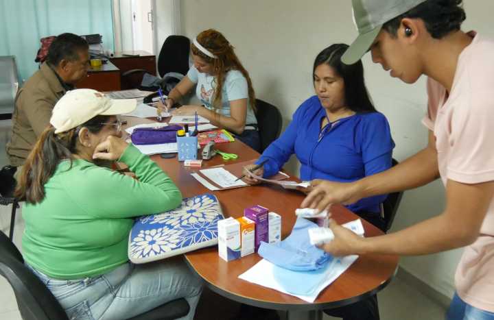 Gobernador Ernesto Luna fortalece la salud integral de la población monaguense