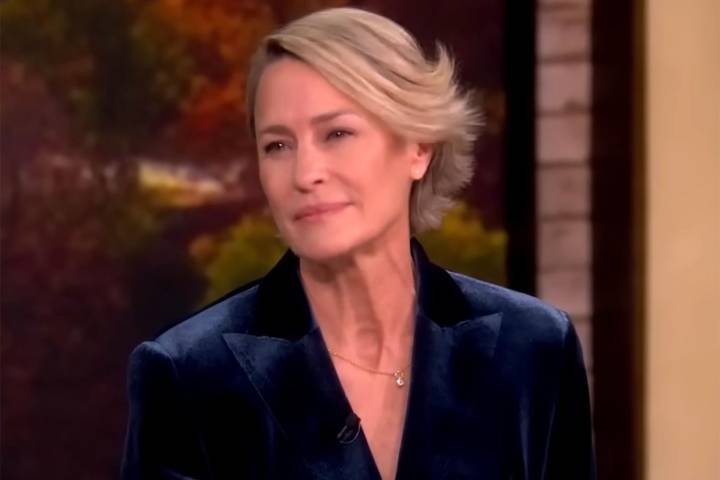 Robin Wright on Her 'Tranquil' Life in the U.K. Despite Feeling 'Troubled' About America
