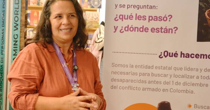 Entre libros también se charla de desaparecidos: estand de la UBPD en la Feria del Libro en Manizales