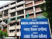 Big Clash in Chandigarh MC: AAP and BJP councillors create ruckus during house meeting Photo Source: Babushahi Bureau [ FULL VIEW ]