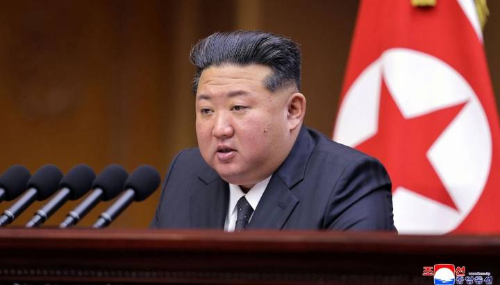 Kim Jong-un tendrá diálogo con Estados Unidos, pero no renunciará a su programa nuclear