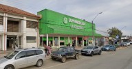 «Pollo y pan con olor a cloro»: condenan a supermercado de Quirihue por vender alimentos contaminados