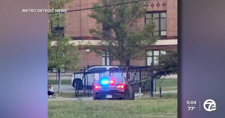 Teen expected to recover after stabbing outside high school football game