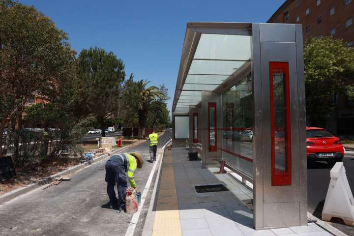 Sevillasemueve respalda el tranvibús y pide no juzgarlo antes de su estreno