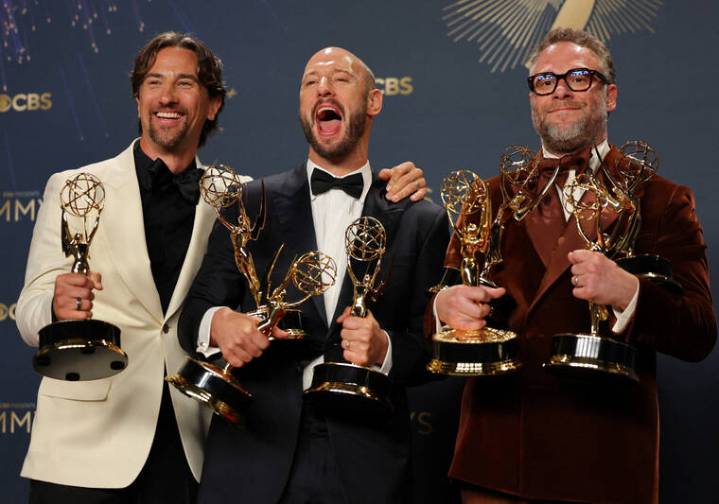 Ratings for Emmy Awards on CBS set four