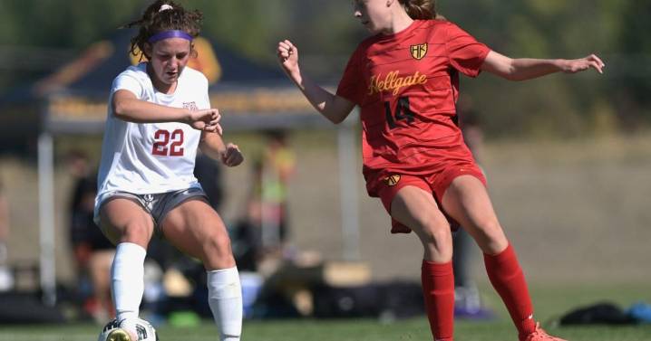 Header heroics: Helena sophomore's adept timing lifts Bengals over Missoula Hellgate girls