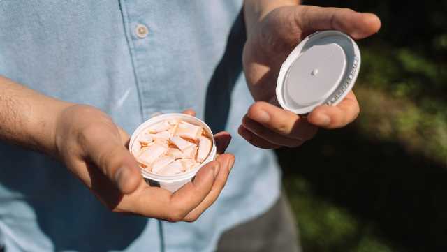 FDA urges child-resistant packaging for nicotine pouches