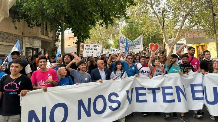 San Juan se sumó a la Marcha Universitaria y celebró el rechazo a los vetos