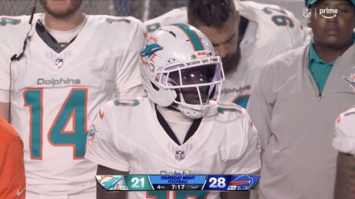 NFL Fans Call Out Amazon Broadcast for Report About Tyreek Hill Accusations