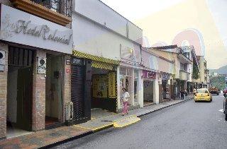 Millonario robo a joyería en pleno centro