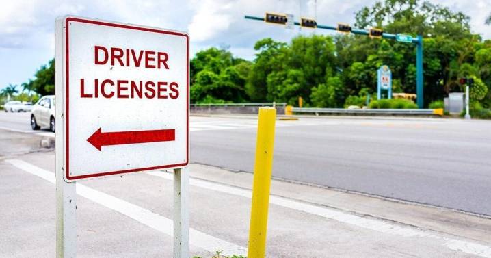 How long do points stay on your driving record?