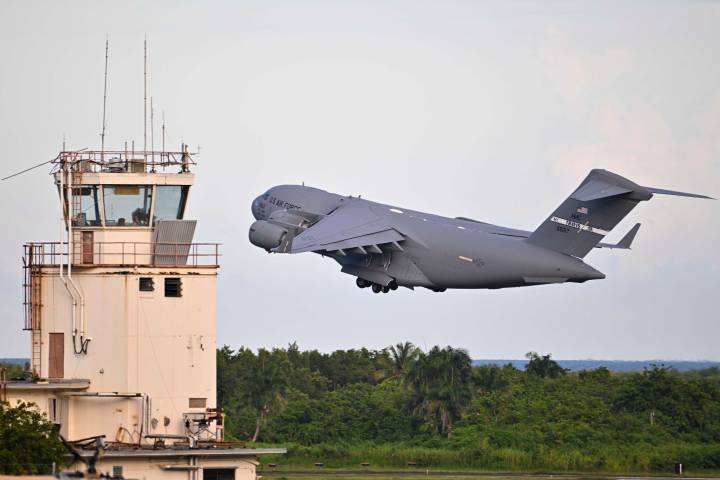 Democrats File Resolution to Stop US Strikes on Boats in Caribbean