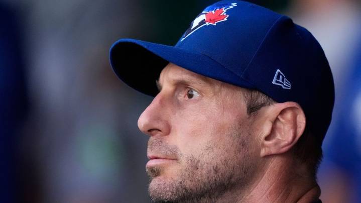 Max Scherzer allows 7 runs while getting 2 outs, raising concerns for Blue Jays as playoffs near