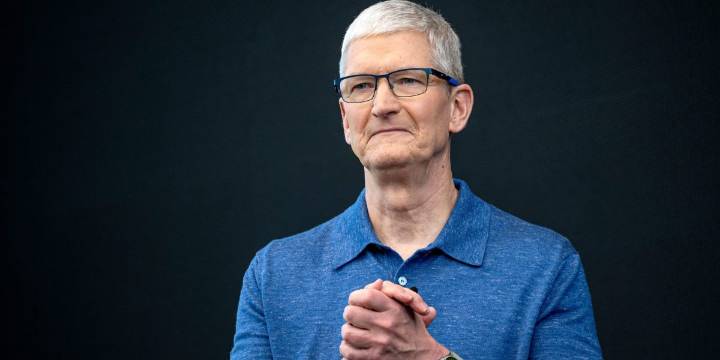 An iPhone event unlike the others: Apple is betting the house on hardware to weather the AI storm