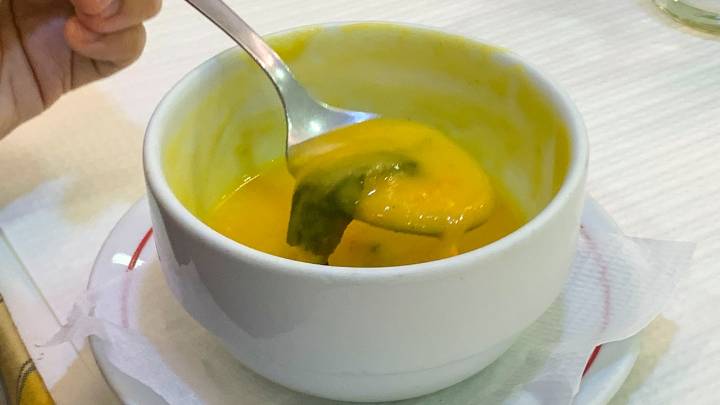 Un adolescente japonés intenta matar a su tío echándole veneno en la sopa: "No soportaba sus ronquidos"