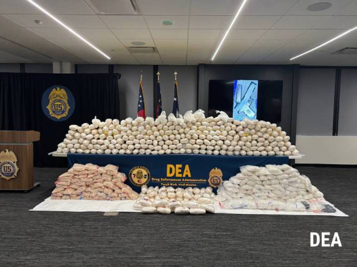 Confisca la DEA casi 30 toneladas de drogas al CJNG en operación global