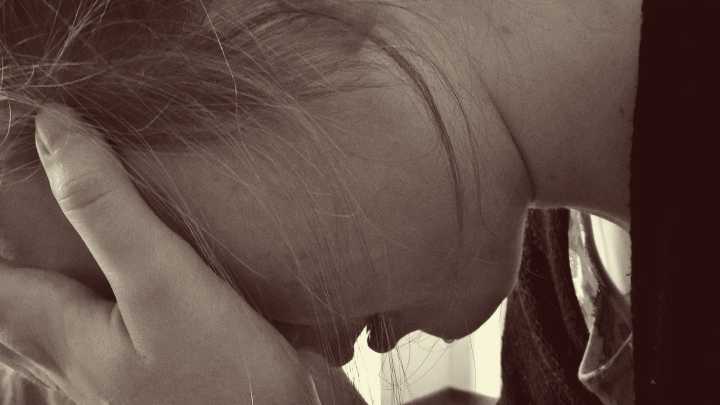 Doctora María Velasco: La prevención ante el suicidio