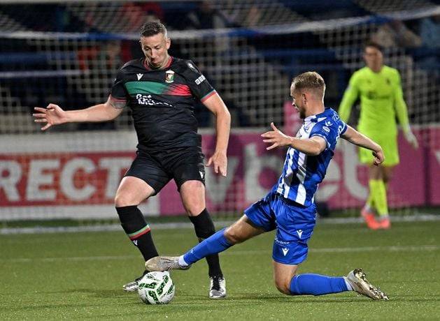 Glentoran's Shane McEleney: Title race requires staying power
