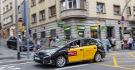 La ley que prioriza el taxi por encima de los VTC llega al Parlament