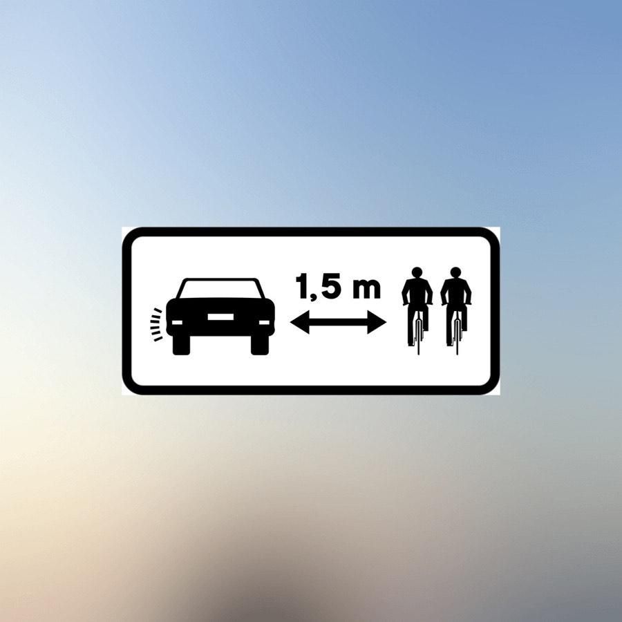 Si incumples la nueva señal de la DGT sobre ciclistas puede costarte 200 euros y 4 puntos en el carnet