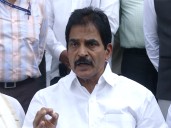 Venugopal meets kin of Karur stampede victims