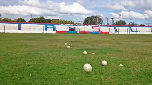 Conmoción en Córdoba: Un adolescente de 13 años falleció mientras practicaba fútbol