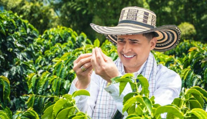 Jorge Celedón con Ay Ombe Coffee, presente en la Feria Gastronómica Nuestro del Sabor en Valledupar